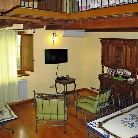 Villa Podere Caldaruccio La Pineta - 26 People &