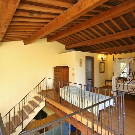 Villa Podere Caldaruccio La Pineta - 26 People &