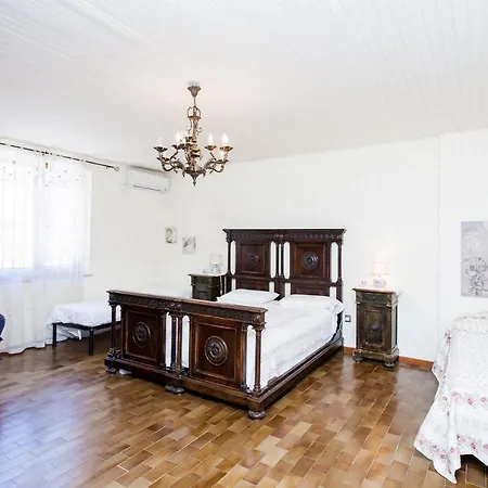 וילה Podere Caldaruccio La Pineta - 26 People & *