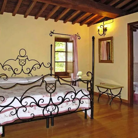 Podere Caldaruccio La Pineta - 26 People &